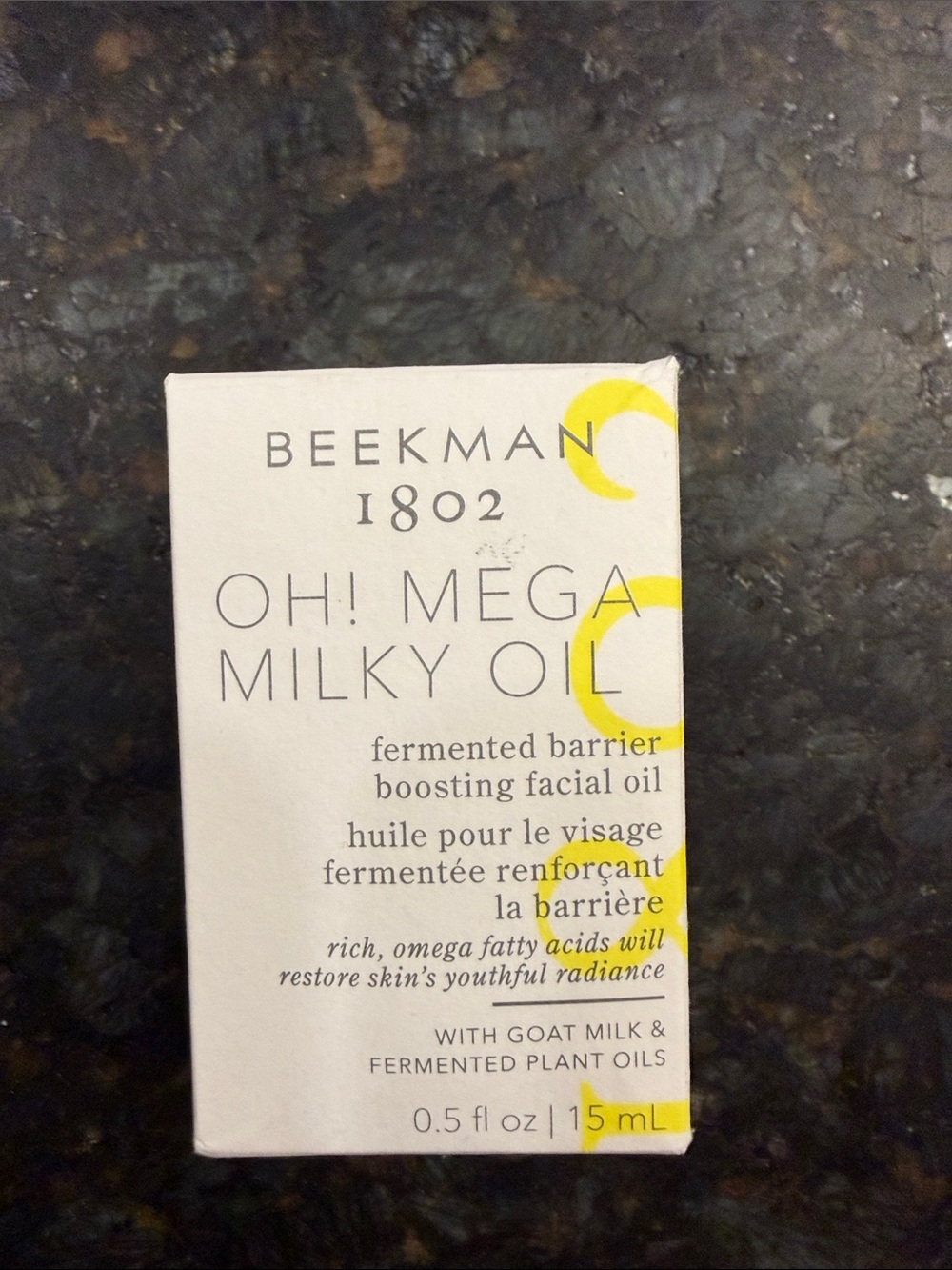 Beekman 1802 Oh! Mega Milky Oil - White & Yellow Box
